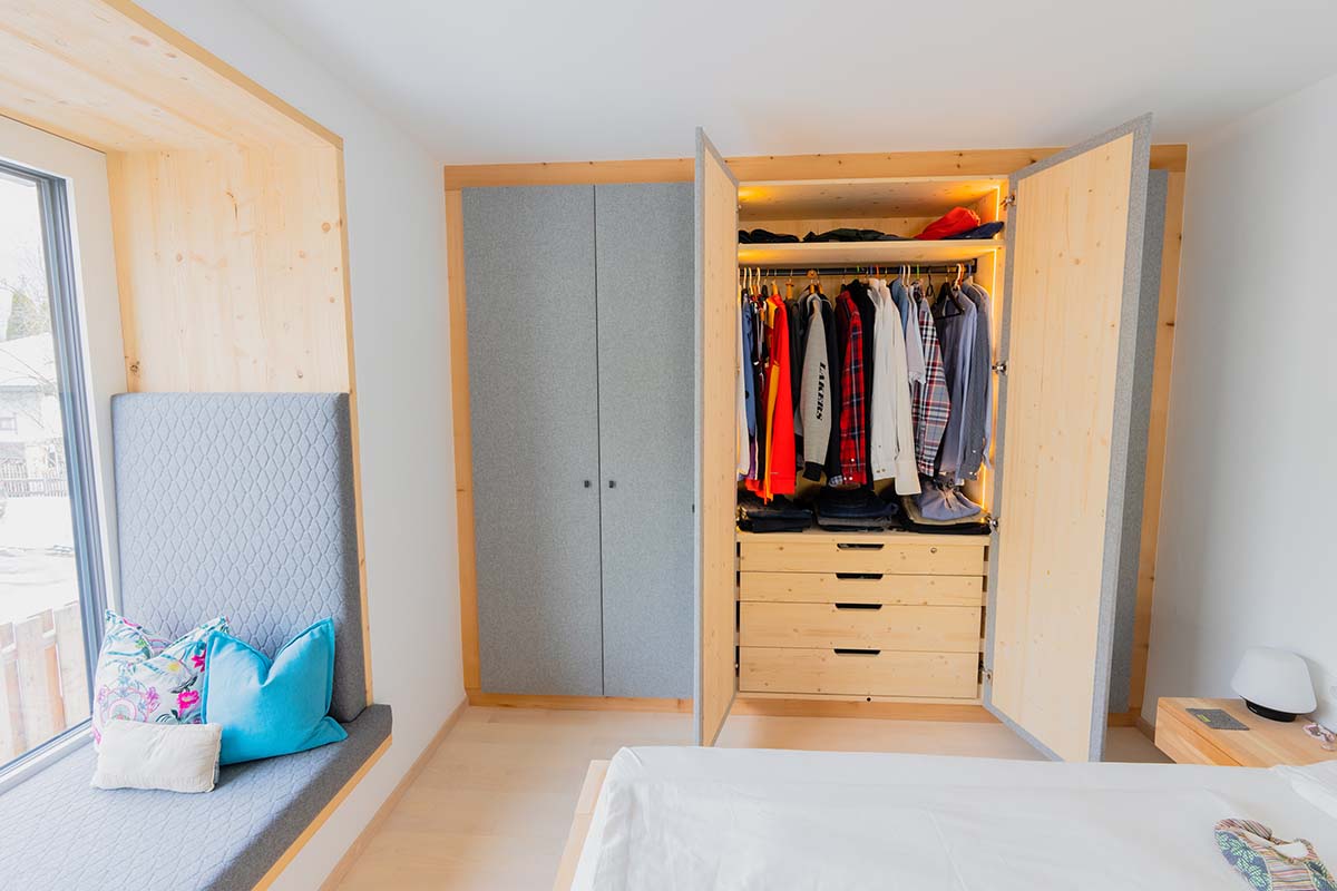 privatobjekt scheiber wandschrank